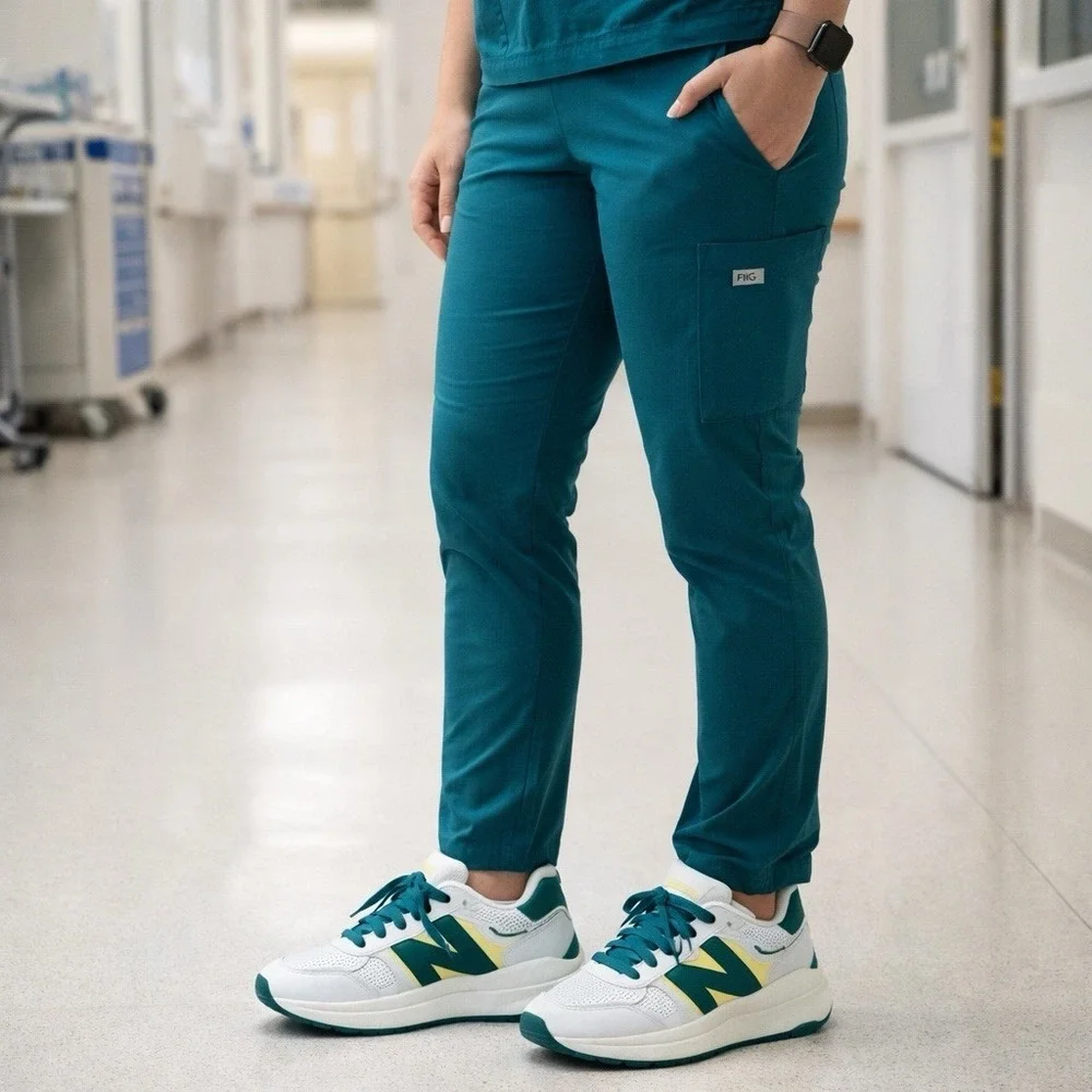 New Balance X FIGS 57/40 Sneakers Womens 9| Mens‎ 7.5 Nurse Healthcare Shoes